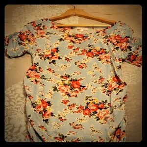 Flowery maternity dress